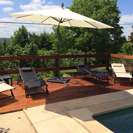 Petite Vue Apartman Puy-lʼÉvêque